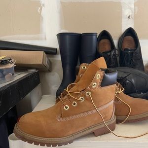 Timberland youth size 6